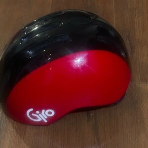 Giro Reverb Retro 21.75”-23.25Red and Black Cycling Helmet (m)
